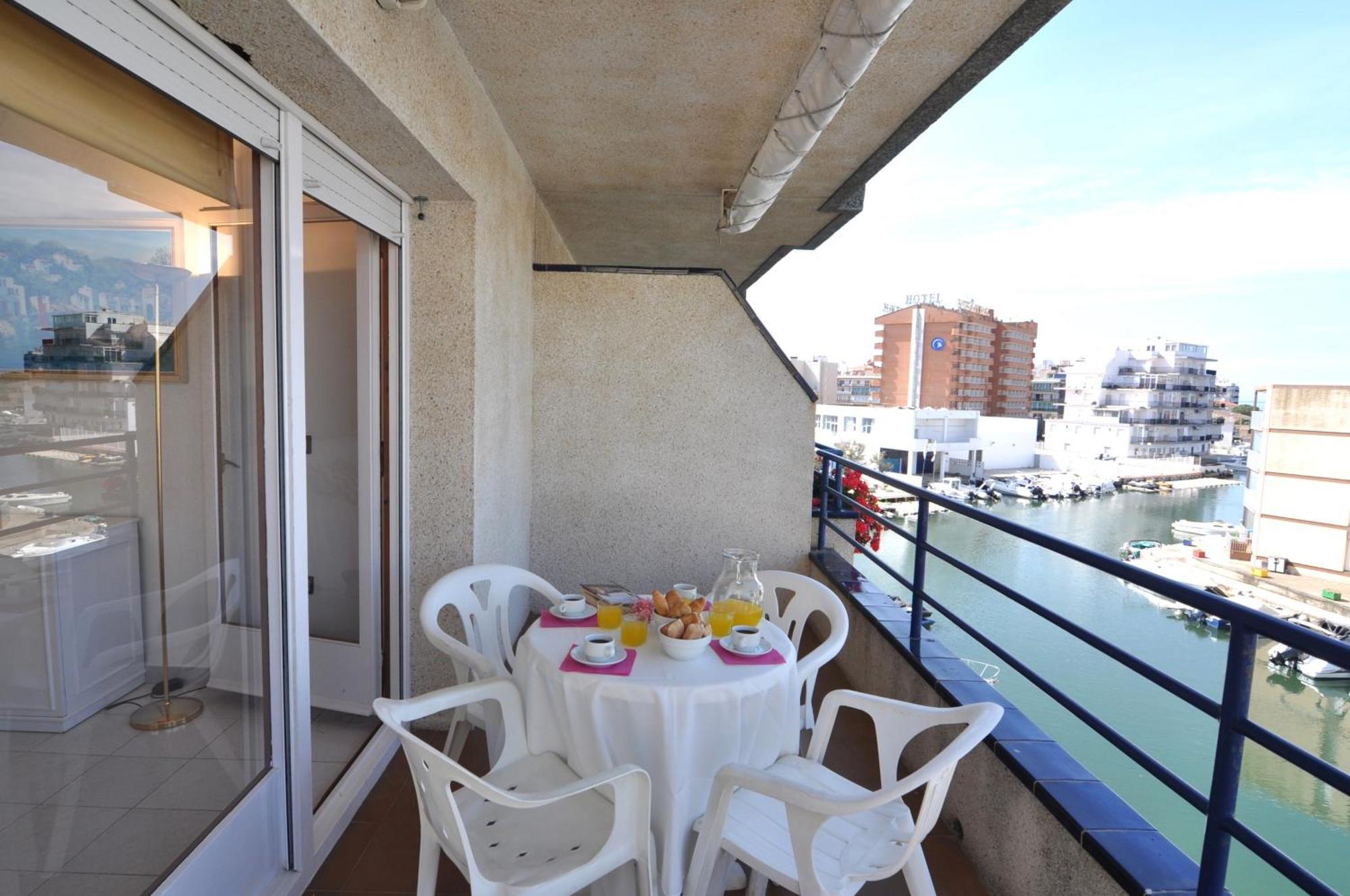 Rnet-Port Margarita 3D Appartement Roses Buitenkant foto
